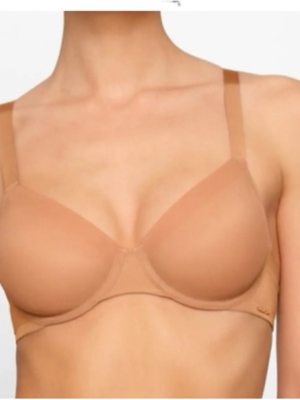 SKIMS No Show Molded Unlined Demi Bea